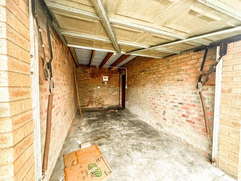 2 Bedroom Property for Sale in Protea Heights Western Cape